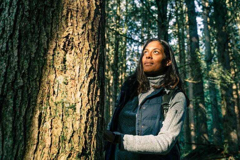 Beginner Guide to Mindful Walking: How to Start and Benefit Today